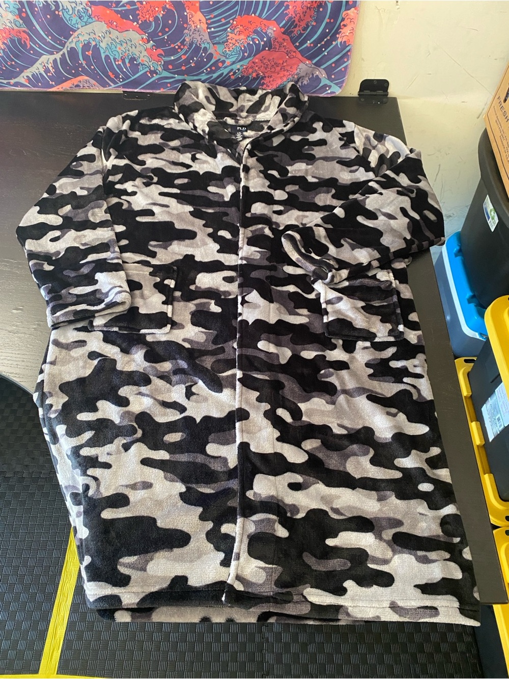 PLD Men Black & Gray Camo Fleece Jacket